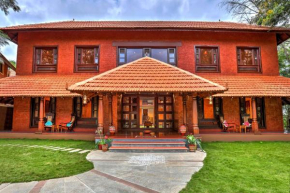 Отель Hoysala Village Resort  Белур